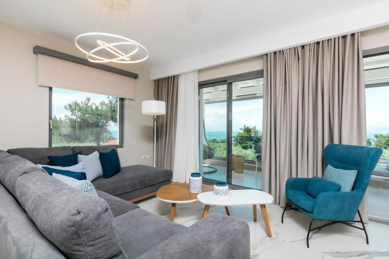 Pachis Escape Suites Exteriör bild