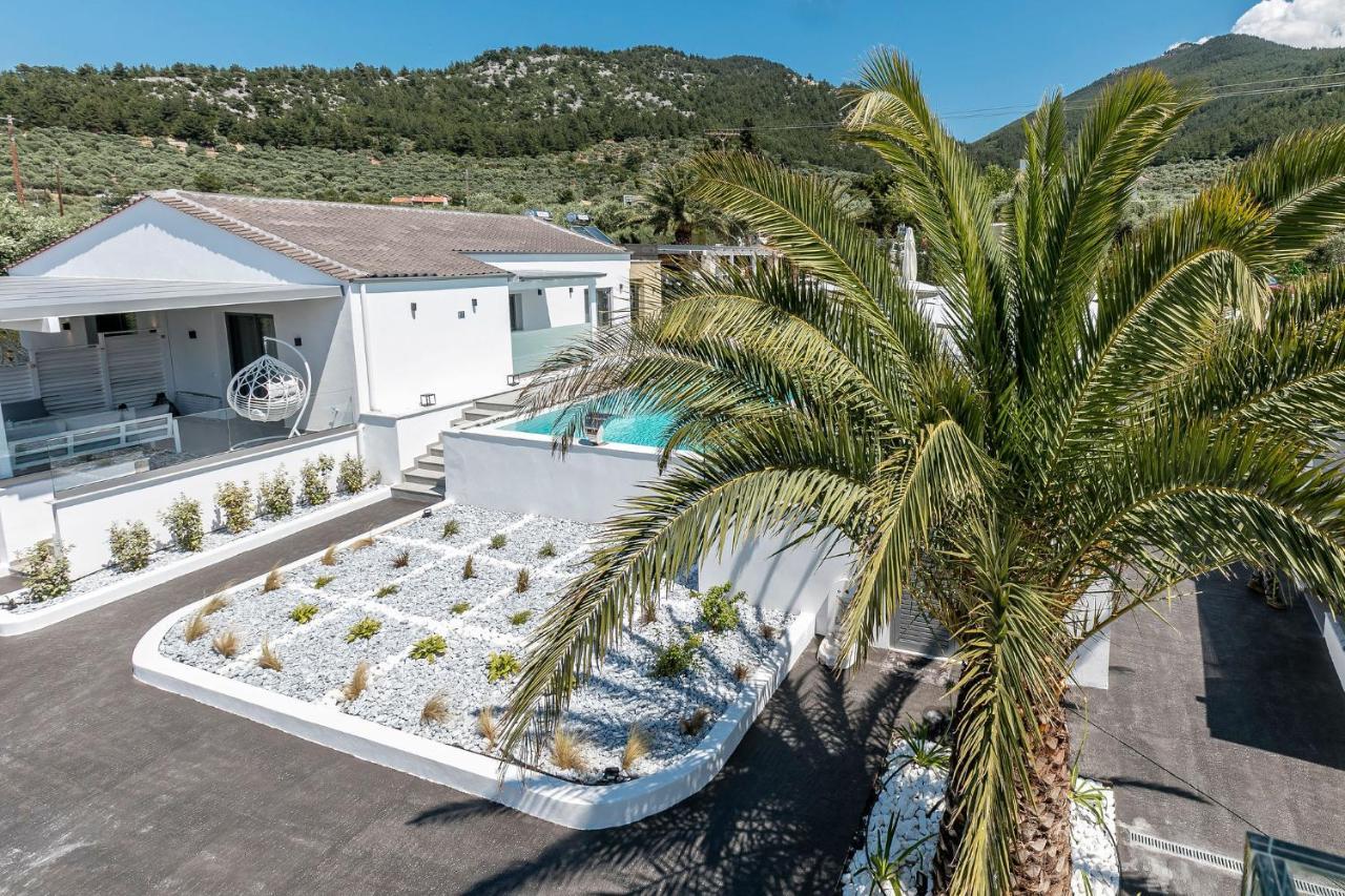 Pachis Escape Suites Exteriör bild